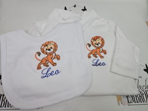 LION BIB / BABYGRO